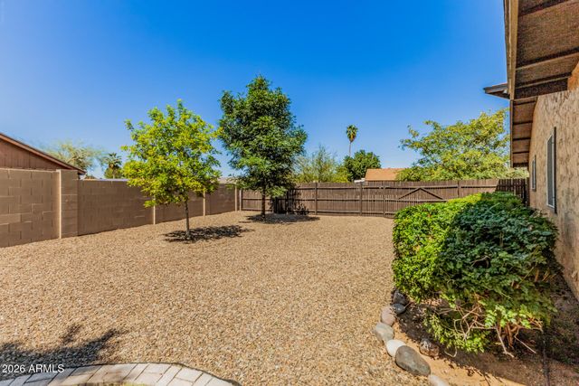 4729 E GREENWAY Street, Mesa, AZ 85205