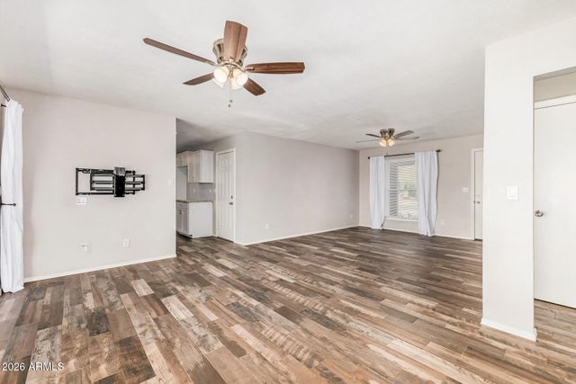 4729 E GREENWAY Street, Mesa, AZ 85205