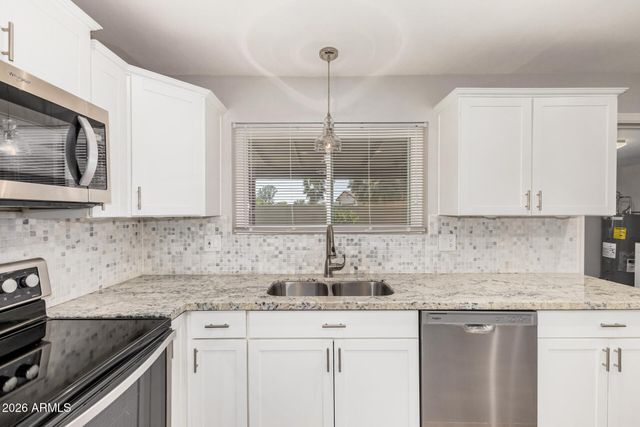 4729 E GREENWAY Street, Mesa, AZ 85205