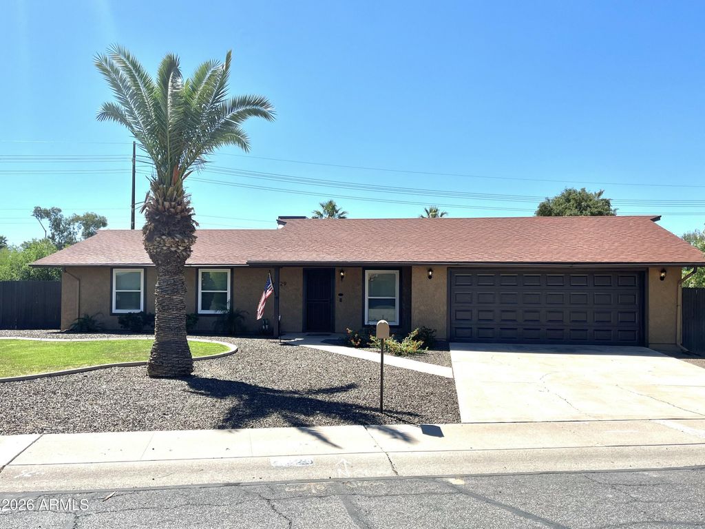 4729 E GREENWAY Street, Mesa, AZ 85205