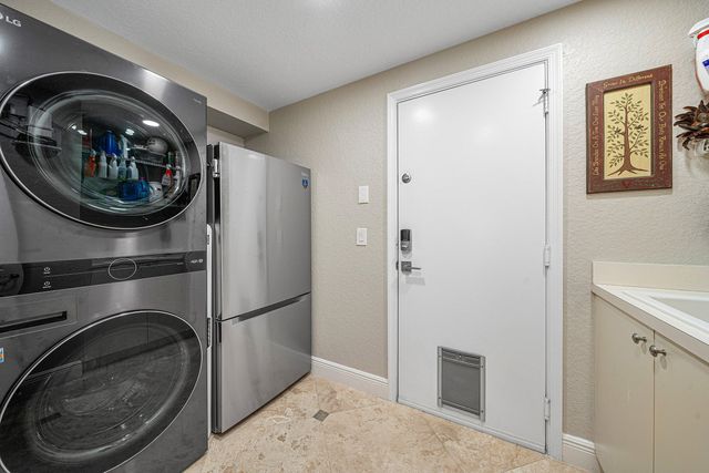 15758 Menton Bay Court, Delray Beach, FL 33446