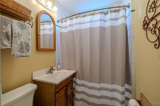 1353 Northcliffe Road, Syracuse, NY 13206