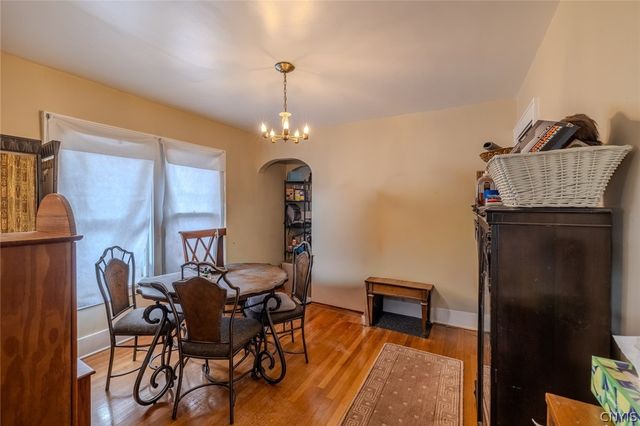 1353 Northcliffe Road, Syracuse, NY 13206