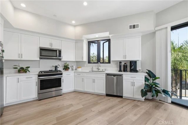 4703 River, Newport Beach, CA 92663