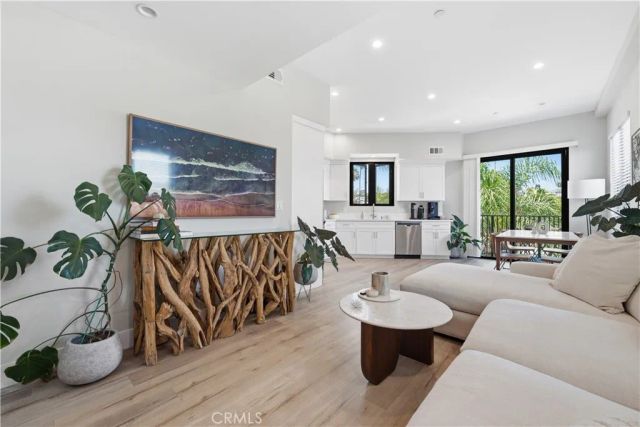 4703 River, Newport Beach, CA 92663