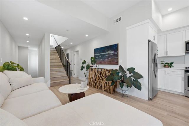 4703 River, Newport Beach, CA 92663