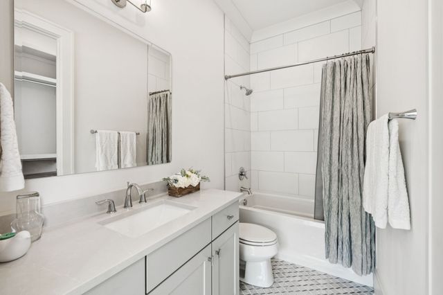 8559 Heirloom Blvd, College Grove, TN 37046