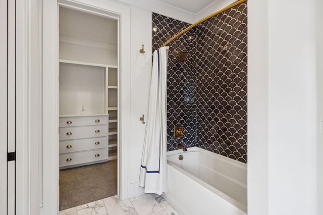 8559 Heirloom Blvd, College Grove, TN 37046