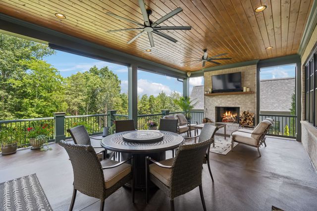 8559 Heirloom Blvd, College Grove, TN 37046