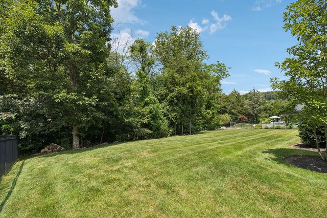 8559 Heirloom Blvd, College Grove, TN 37046