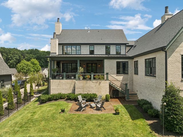 8559 Heirloom Blvd, College Grove, TN 37046