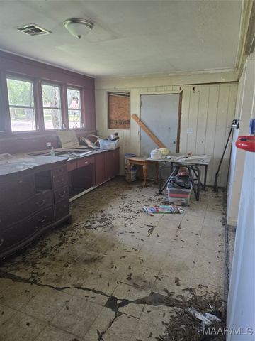3703 CAMBRIDGE Road, Montgomery, AL 36111