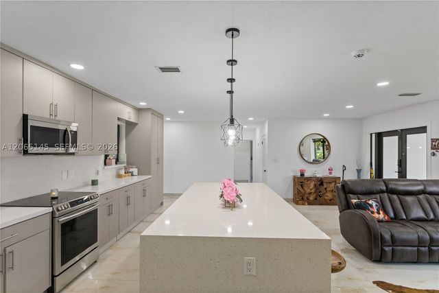 26480 SW 187th Ave, Homestead, FL 33031