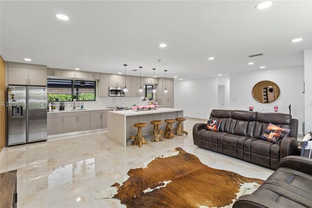 26480 SW 187th Ave, Homestead, FL 33031