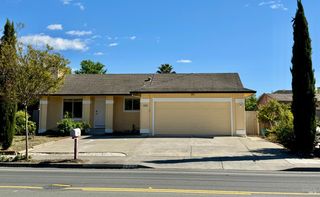 1836 Hearn Ave, Santa Rosa, CA 95407