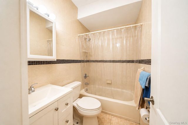 10228 Jamaica Avenue, Richmond Hill, NY 11418