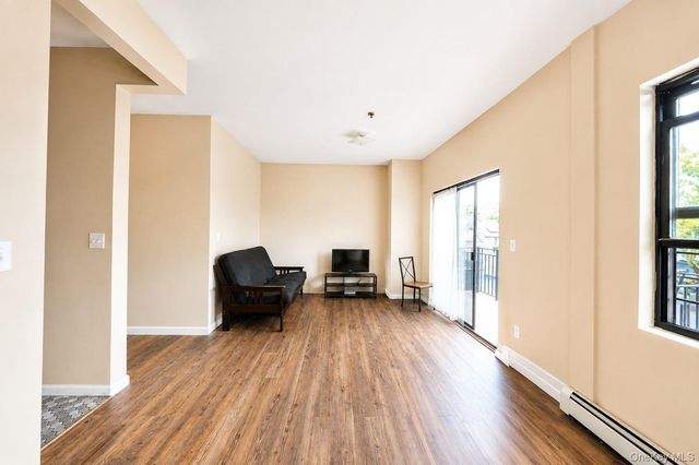 10228 Jamaica Avenue, Richmond Hill, NY 11418