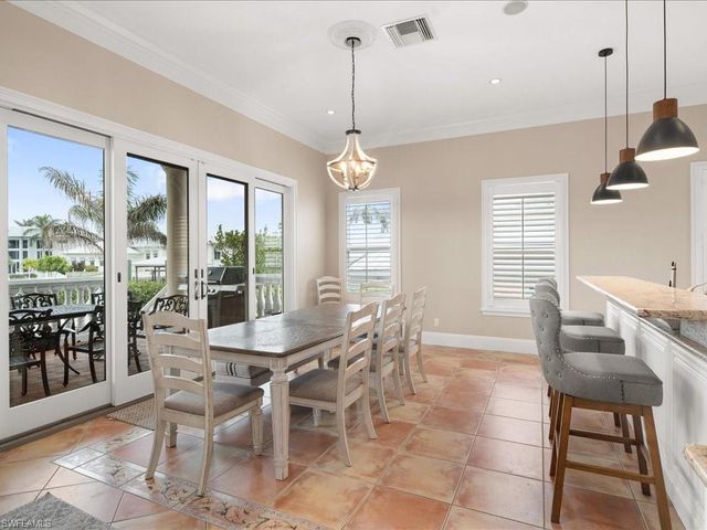 239 Channel DR, Naples, FL 34108