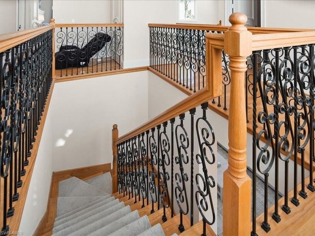 239 Channel DR, Naples, FL 34108