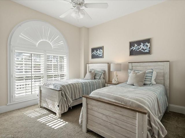 239 Channel DR, Naples, FL 34108