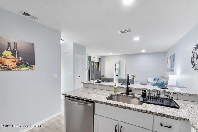 1441 Sheafe Avenue NE 105, Palm Bay, FL 32905