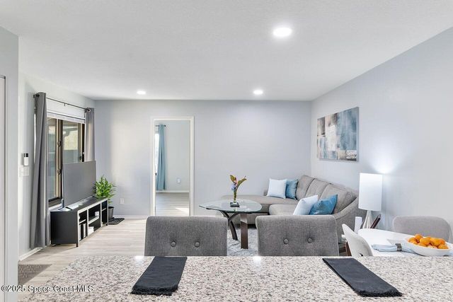 1441 Sheafe Avenue NE 105, Palm Bay, FL 32905