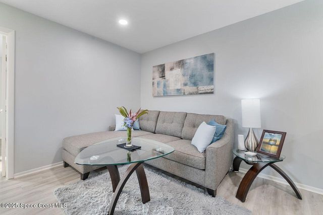 1441 Sheafe Avenue NE 105, Palm Bay, FL 32905