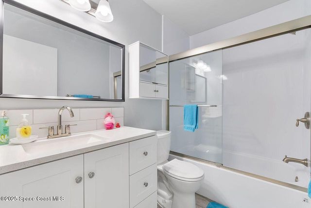 1441 Sheafe Avenue NE 105, Palm Bay, FL 32905