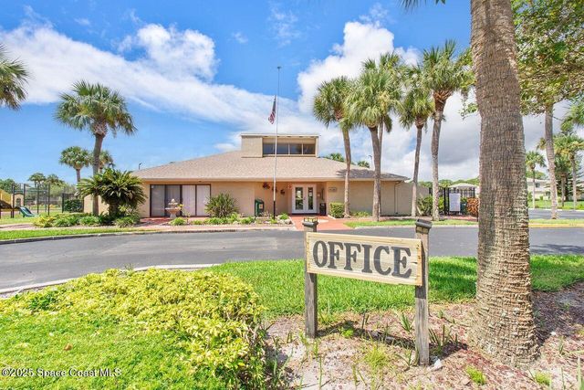 1441 Sheafe Avenue NE 105, Palm Bay, FL 32905