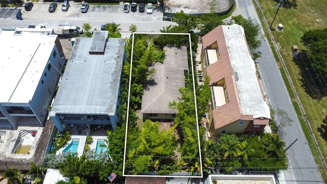 640 NE 8th Avenue, Fort Lauderdale, FL 33304