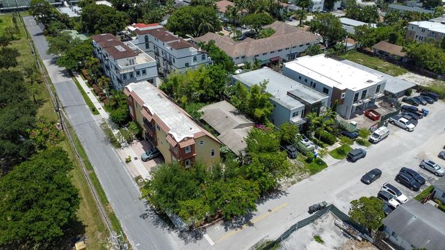 640 NE 8th Avenue, Fort Lauderdale, FL 33304