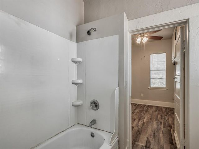 1226 NW 8th Street, Oklahoma City, OK 73106