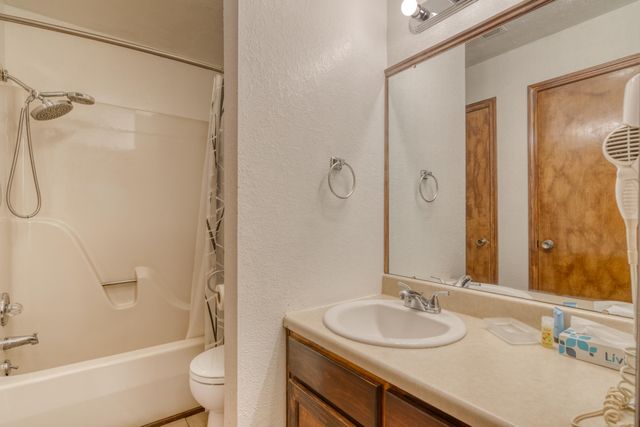 187 Clubhouse Drive Apt 22, Branson, MO 65616