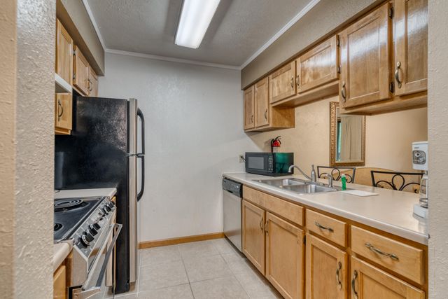 187 Clubhouse Drive Apt 22, Branson, MO 65616