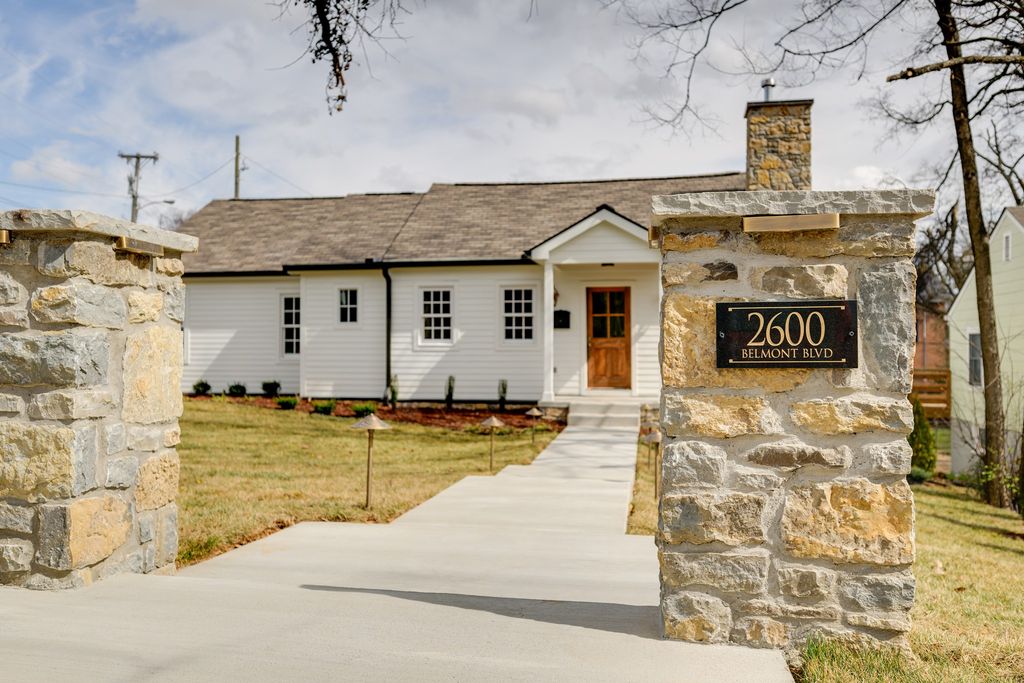 2600 Belmont Blvd, Nashville, TN 37212