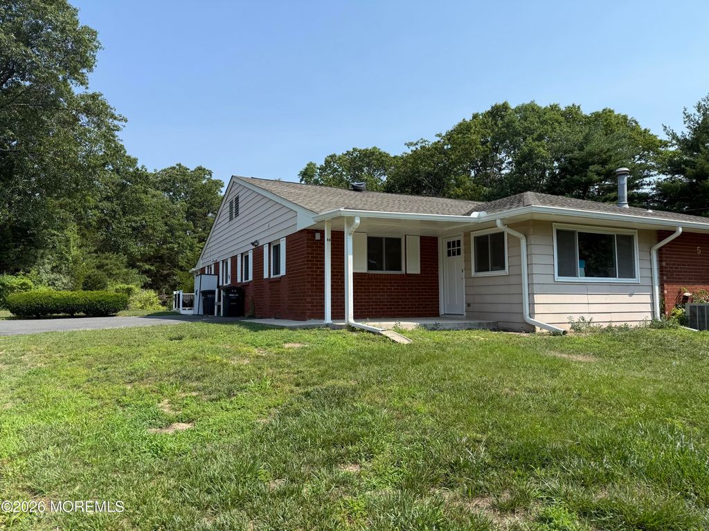 5 A Swallow Street, Manchester, NJ 08759