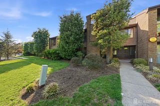 336 Willowbrook Drive, North Brunswick, NJ 08902