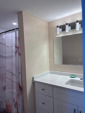 251 S Golf 294, Pompano Beach, FL 33064