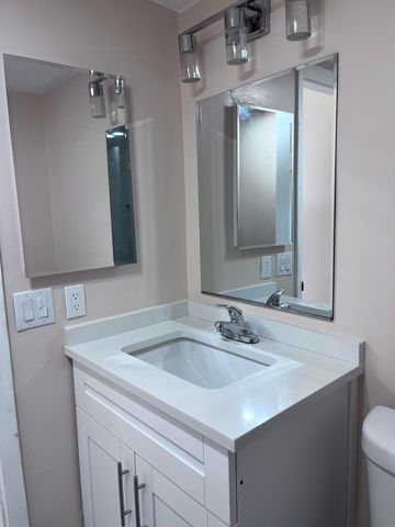 251 S Golf 294, Pompano Beach, FL 33064