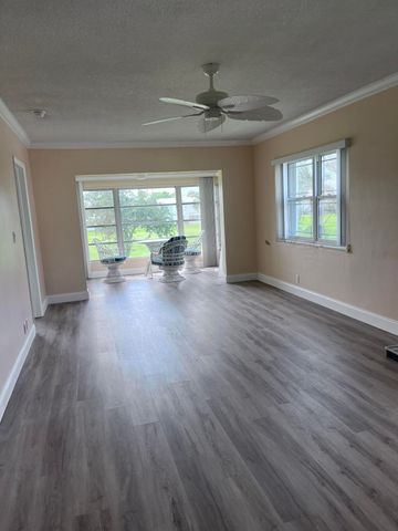 251 S Golf 294, Pompano Beach, FL 33064