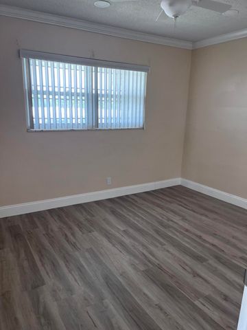 251 S Golf 294, Pompano Beach, FL 33064