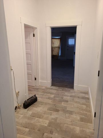 612 N 3rd Street, Belen, NM 87002