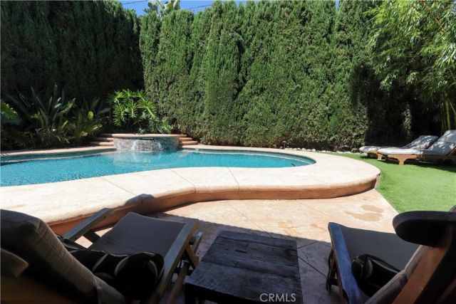 4759 Lemona, Sherman Oaks, CA 91403
