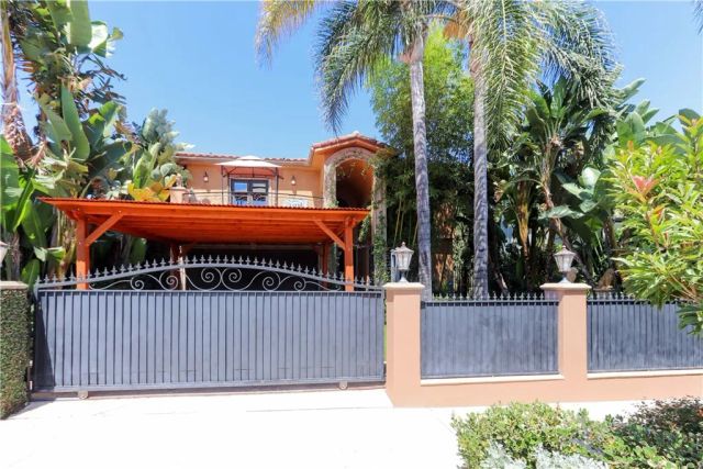 4759 Lemona, Sherman Oaks, CA 91403