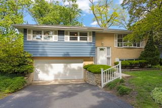 6118 Lyman Avenue, Downers Grove, IL 60516