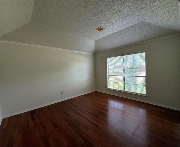 15118 Stoneyview Drive, Houston, TX 77083