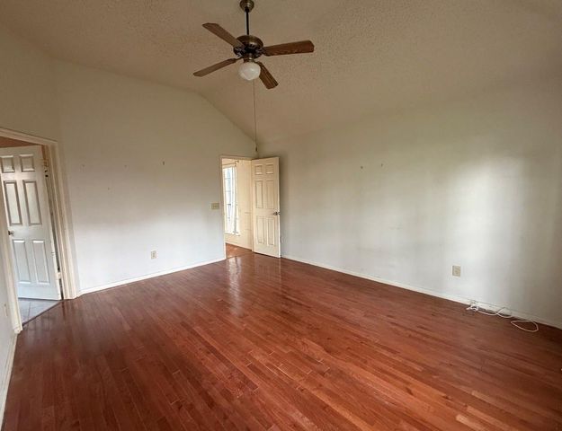 15118 Stoneyview Drive, Houston, TX 77083