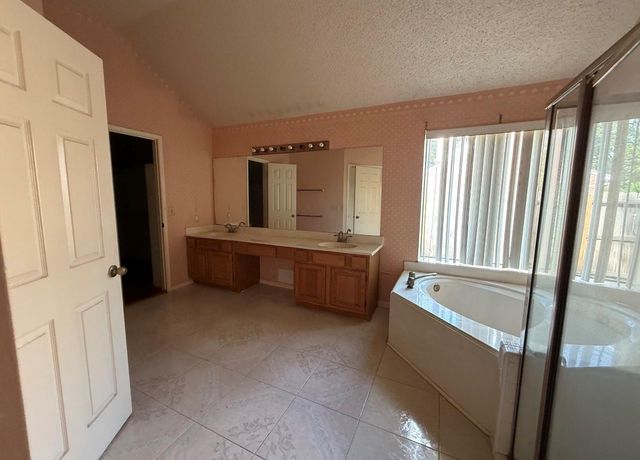15118 Stoneyview Drive, Houston, TX 77083