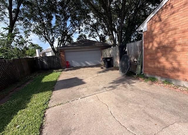15118 Stoneyview Drive, Houston, TX 77083
