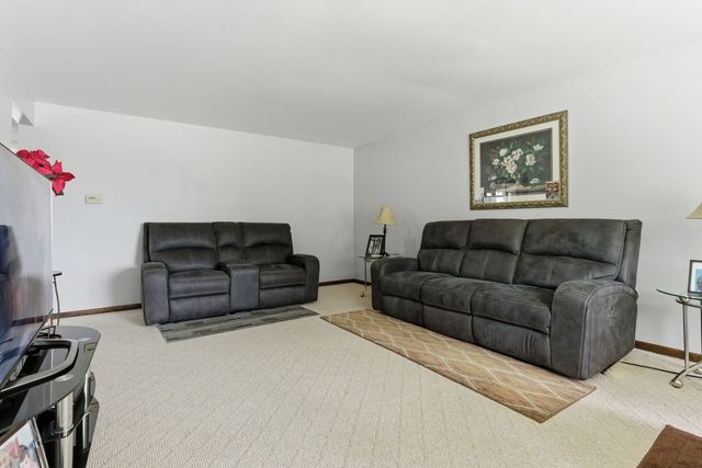 558 Manistee Avenue, Calumet City, IL 60409